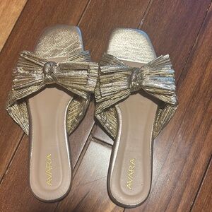 Avara brand new sandals